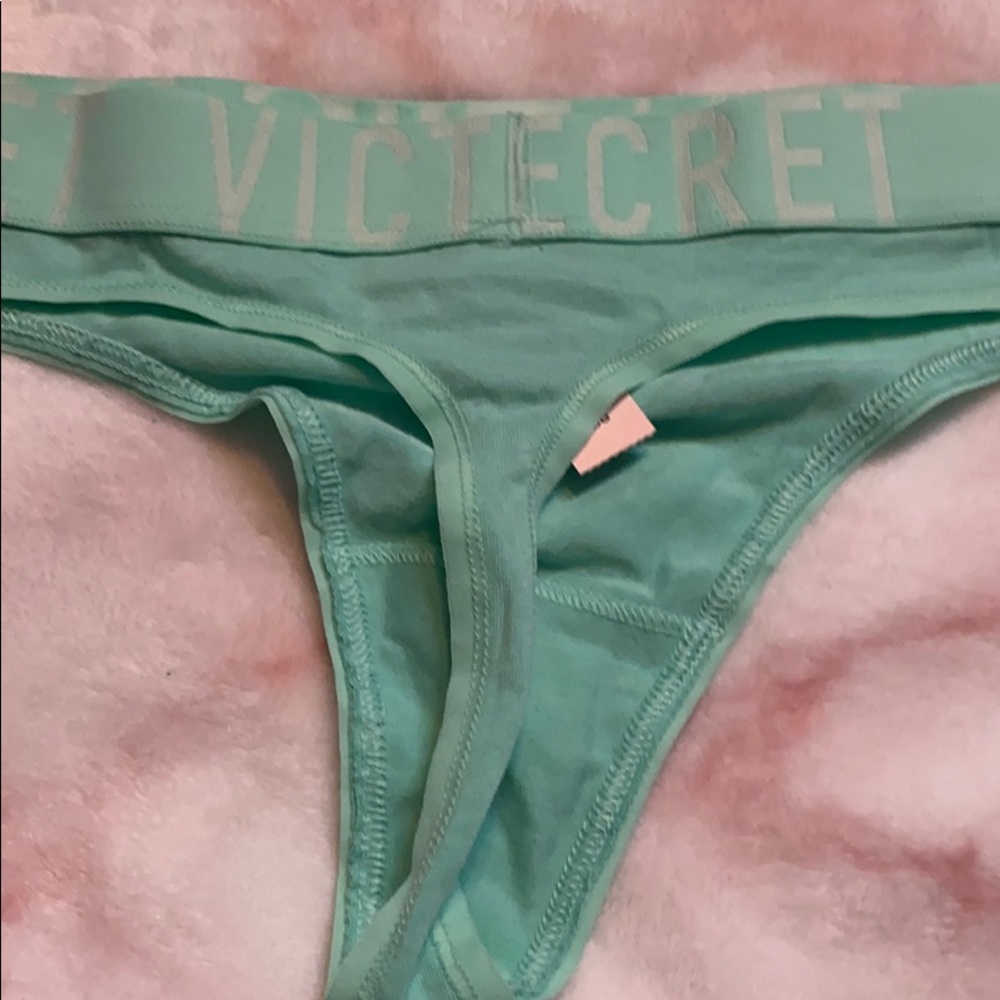 Victoria secret - Picture 2 of 3